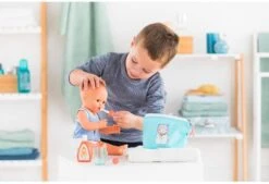 BB36 TROUSSE DE TOILETTE + ACCESSOIRES - COROLLE ACCESSOIRES 10 BB36 TROUSSE DE TOILETTE + ACCESSOIRES - COROLLE ACCESSOIRES -Corolle Charme Promos Boutique 5ac151970f8659093623385da0f2c1e93ad9fb03 41012037 06