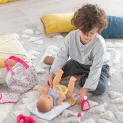 Corolle Coffret Accessoires à Langer Pour Grand Poupon De 36 à 42 Cm -Corolle Charme Promos Boutique p7 FULL 31